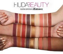 Laden Sie das Bild in den Galerie-Viewer, Huda Beauty Warm Brown Obsessions Palette
